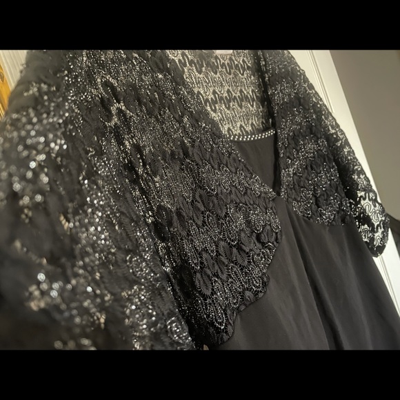 Fashion Bug retro glitz top - Picture 3 of 15